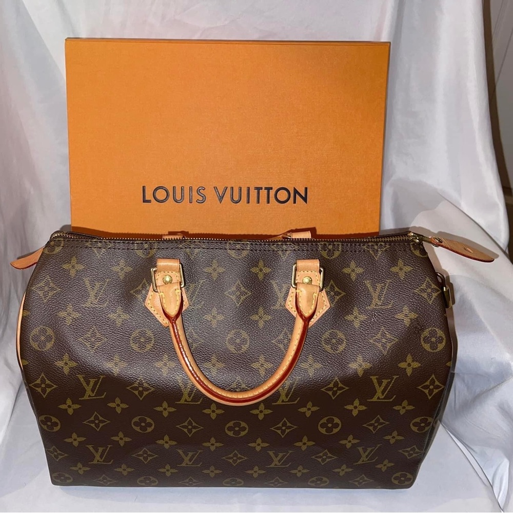 Louis Vuitton Speedy 35 — EXCELLENT condition.